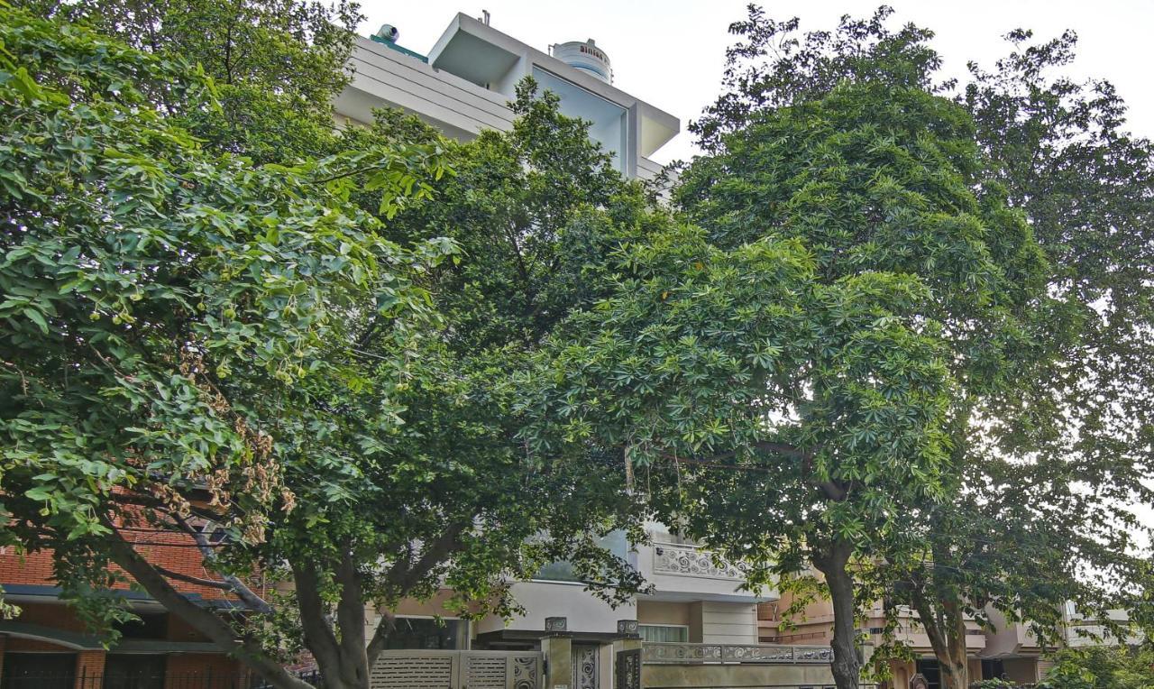 Treebo Aviraj Inn ノイダ エクステリア 写真