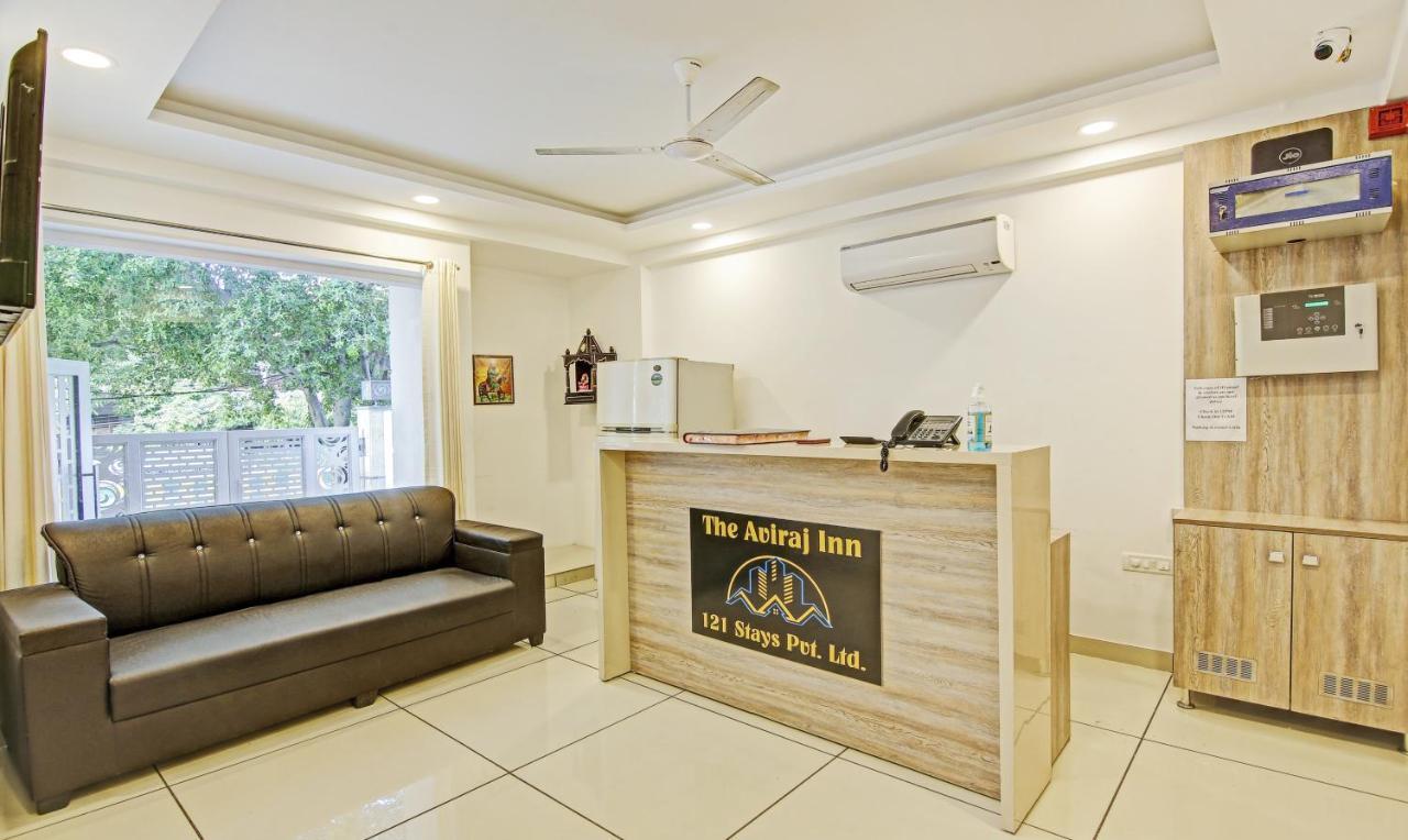 Treebo Aviraj Inn ノイダ エクステリア 写真